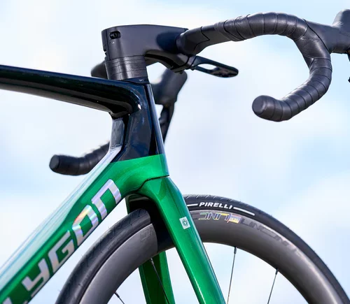 Polygon_Helios_A8_-_Ultegra_Di2_Carbon_Road_Bike_-_frame