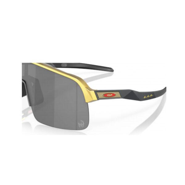 Oakley Sunglasses Sutro Lite Patrick Mahomes Ii Collection. Olympic Gold/prizm Black. Change Location - Image 3