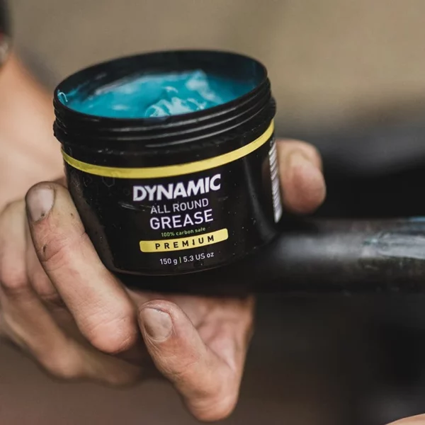 DY-024_Dynamic_allround_grease_premium_use Dynamic Allround Grease Premium - Image 4