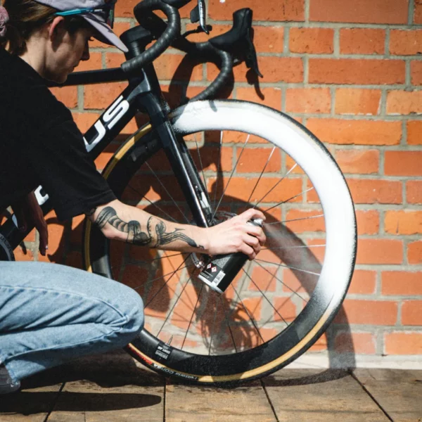 Dirt-destroy-emelie Dynamic Dirt Destroy Foam Spray Bike Cleaner - Image 5