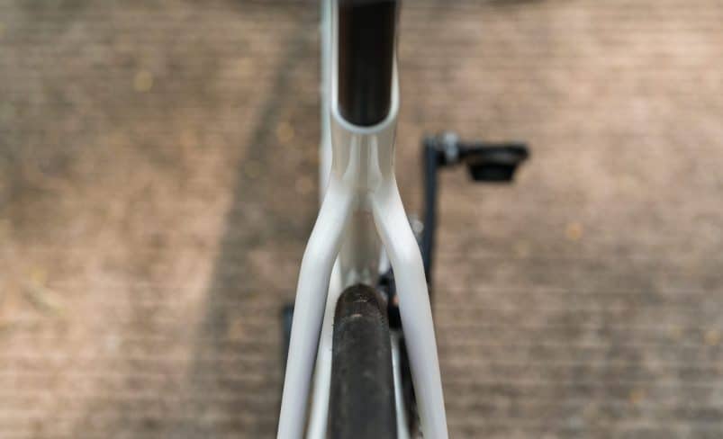 2027-STRATTOS-Road-Bike-Features-3-803x488