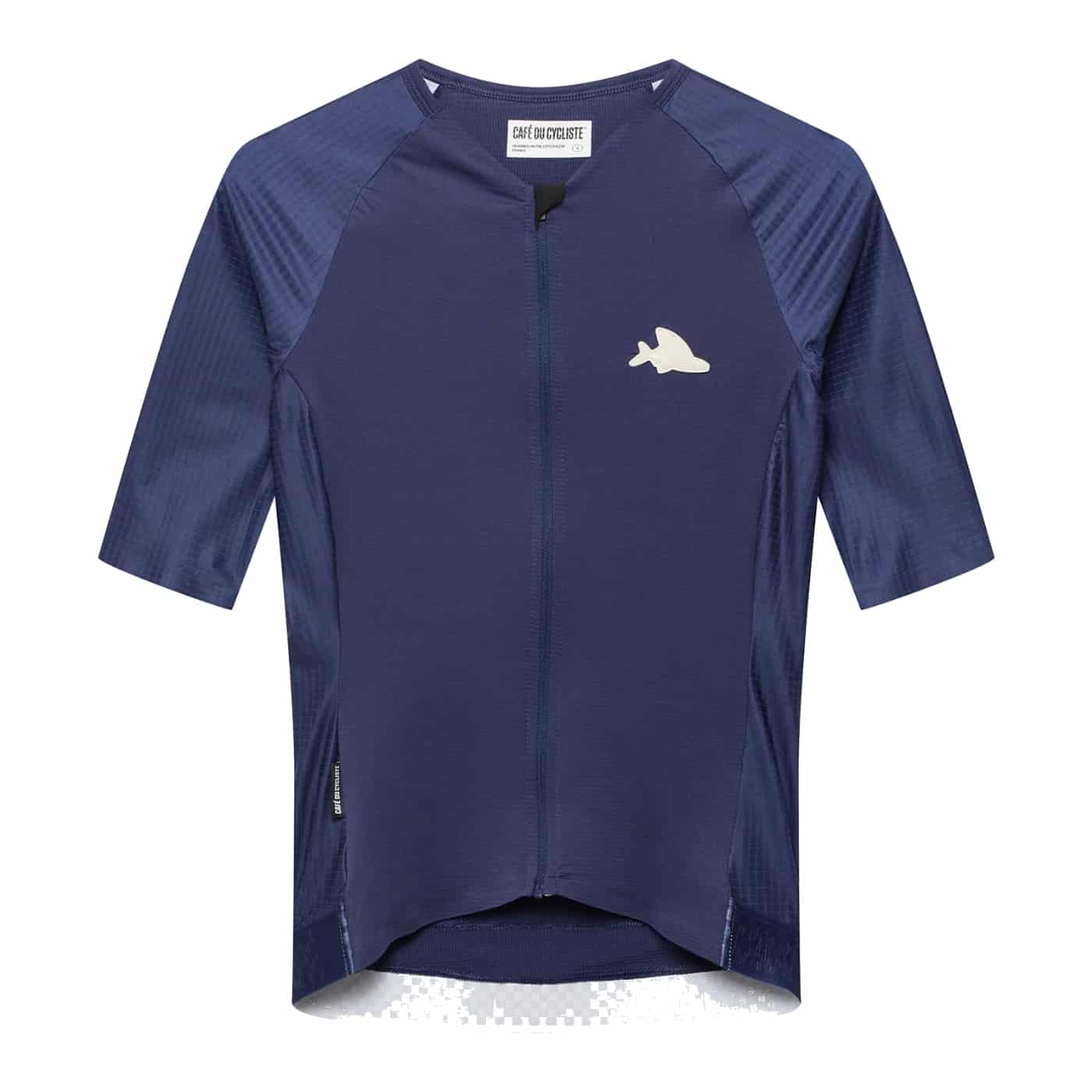 Cafe du Cycliste Vinciane men’s superlight jersey in navy, front view on a white background