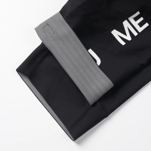 Dérive Volume bib shorts, inside of the raw-edge leg gripper