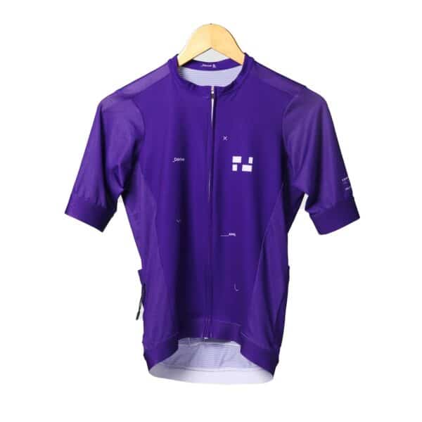 Dérive Volume women’s short sleeve cycling jersey in violet, front view