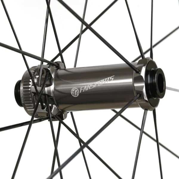Close-up of the Farsports CH01F front hub with centre lock disc mount on the EVO C4 wheelset