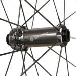 Close-up of the Farsports CH01F front hub with centre-lock rotor mount