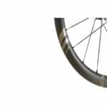 Detail of the Farsports EVO S5 hooked tubeless-ready carbon rim and T-head carbon spokes