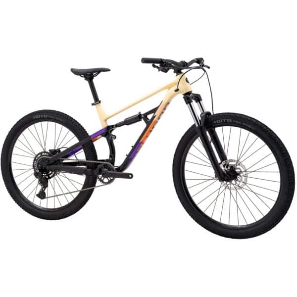 Front three-quarter view of the Polygon Siskiu D5 mountain bike showing the SR Suntour XCM32 120 mm fork and modern trail geometry