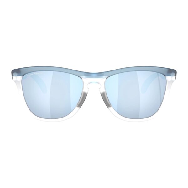 Oakley Frogskins Range XL front view, round frame fading from stonewash blue to clear