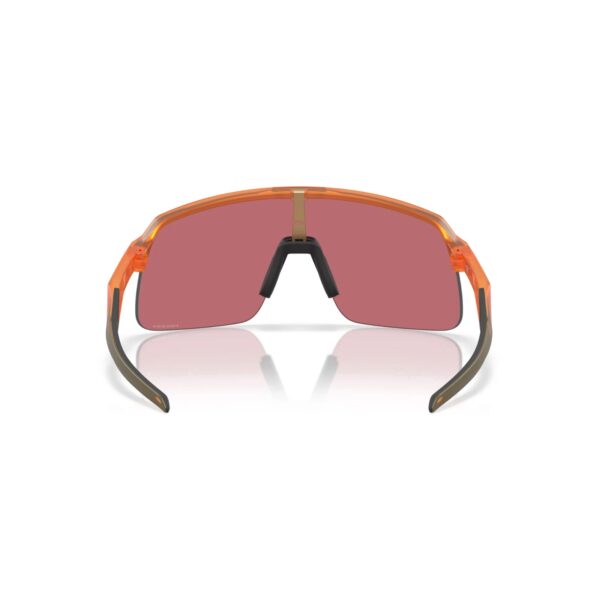 Inside view of the Oakley Sutro Lite S Matte Transparent Ginger frame and Prizm Dark Golf lens