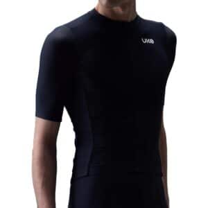 UKE RC200 men’s short-sleeve cycling jersey in Black, front view on model