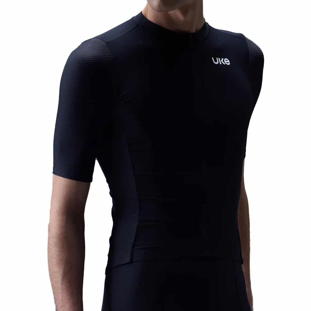 UKE RC200 men’s short-sleeve cycling jersey in Black, front view on model