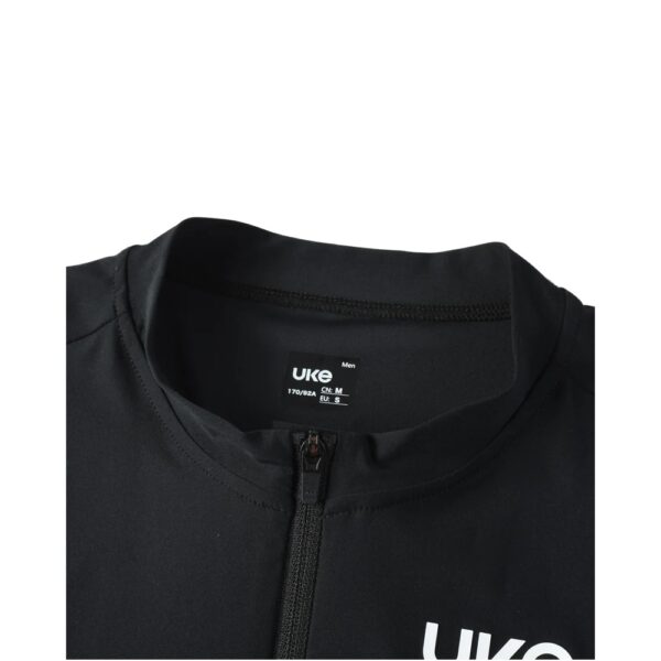 UKE RC200 cycling jersey collar with YKK zip and printed size label, Black
